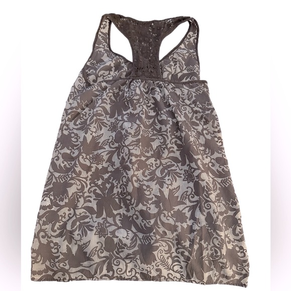 Rebecca Beeson Size 1 Sleeveless Top Lace Trim. Fits Like a S-M - Picture 2 of 4